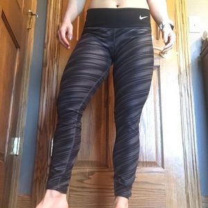 Stripped Nike tights